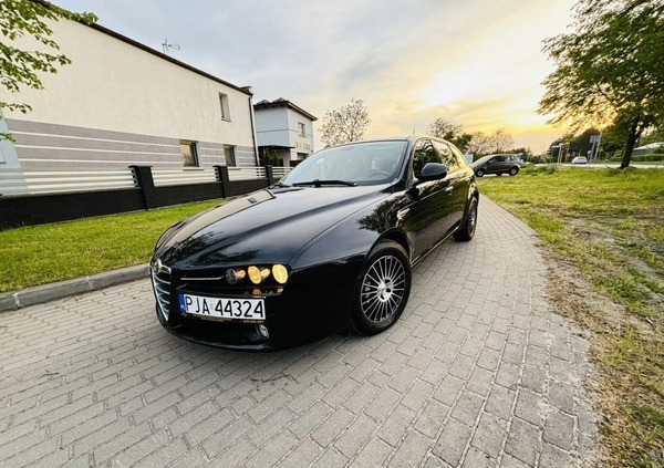 Alfa Romeo 159 cena 19999 przebieg: 196000, rok produkcji 2010 z Jarocin małe 211